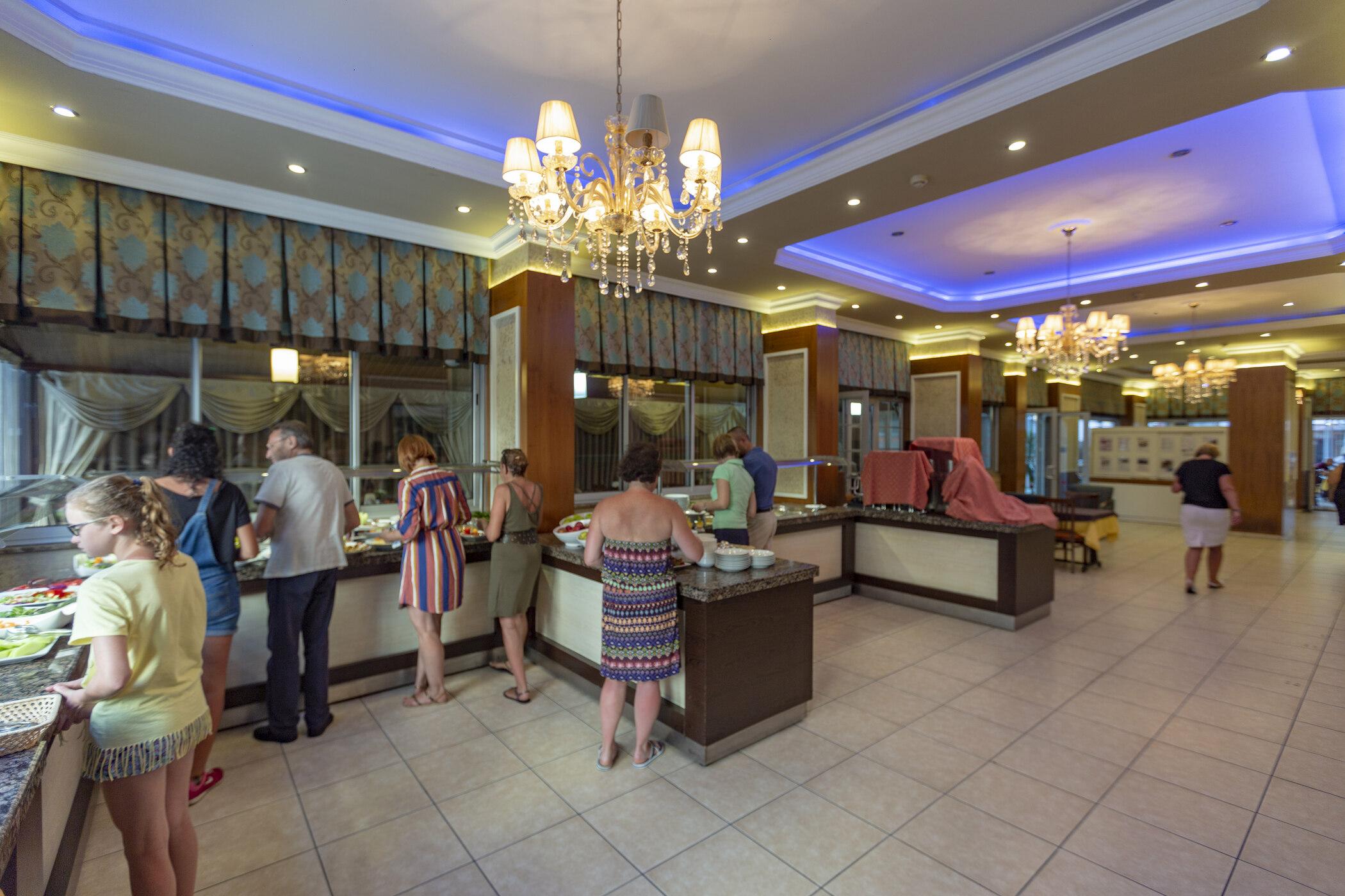 Alanya Beach Hotel ภายนอก รูปภาพ