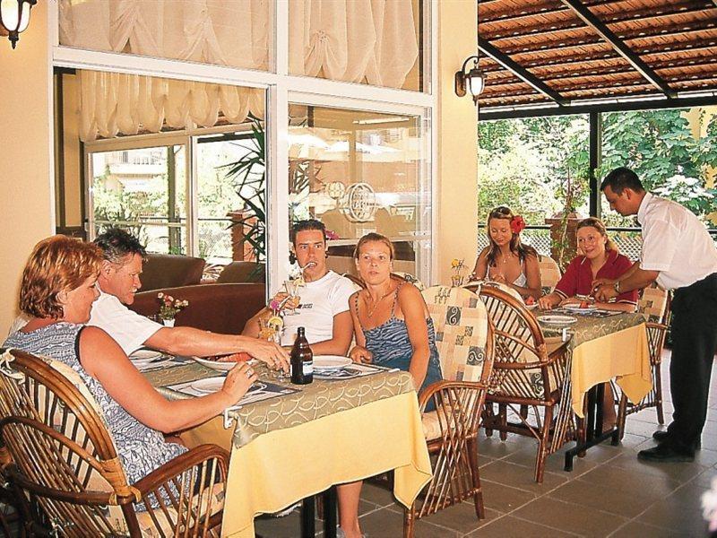 Alanya Beach Hotel ภายนอก รูปภาพ